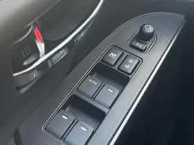 Suzuki S-Cross (2024) thumbnail 19