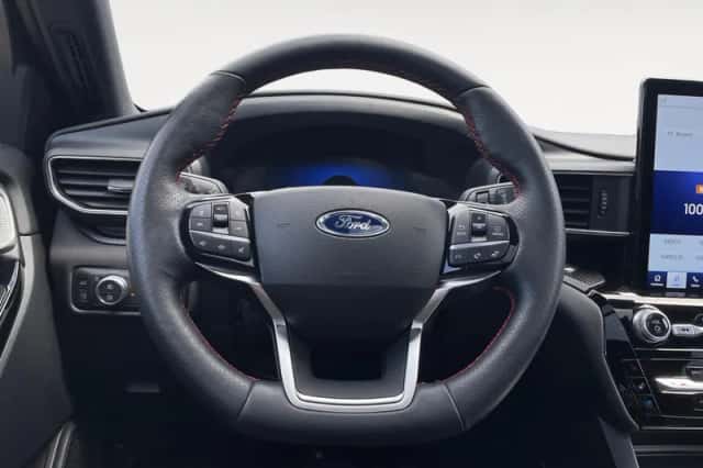 Ford Explorer (2022) thumbnail 19