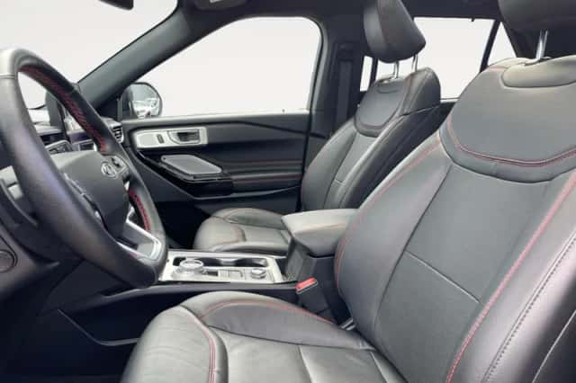 Ford Explorer (2022) thumbnail 10