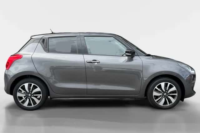 Suzuki Swift (2017) thumbnail 4