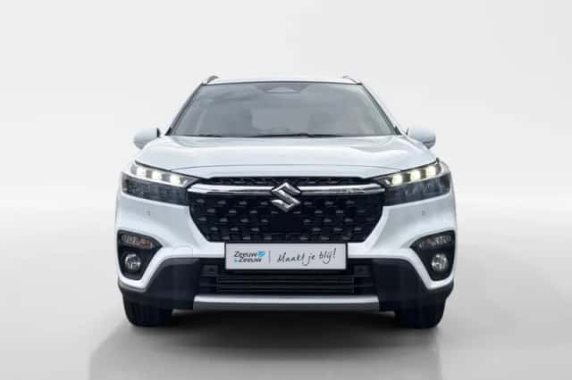 Suzuki S-Cross (2026) thumbnail 4