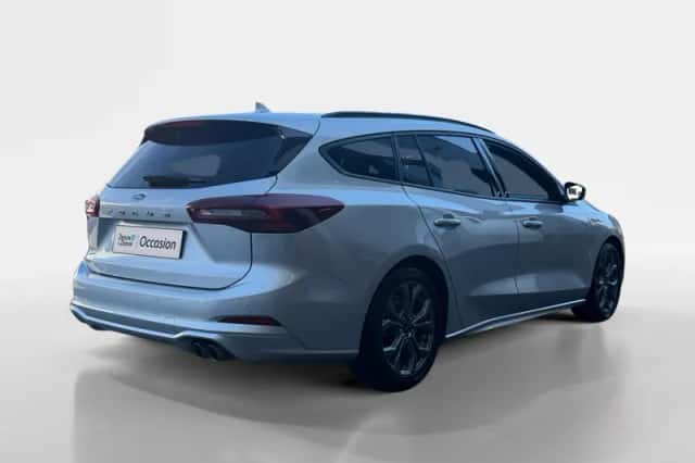 Ford Focus (2024) thumbnail 5