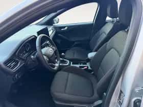 Ford Focus (2023) thumbnail 12