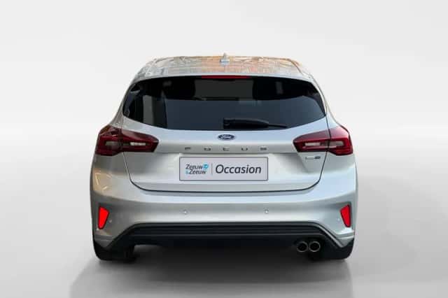 Ford Focus (2023) thumbnail 4