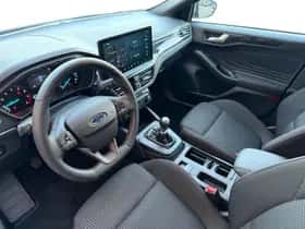Ford Focus (2023) thumbnail 9