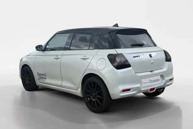 Suzuki Swift (2026) thumbnail 2