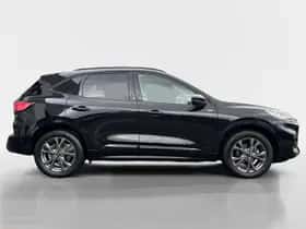 Ford Kuga (2023) thumbnail 6