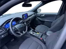 Ford Kuga (2023) thumbnail 9
