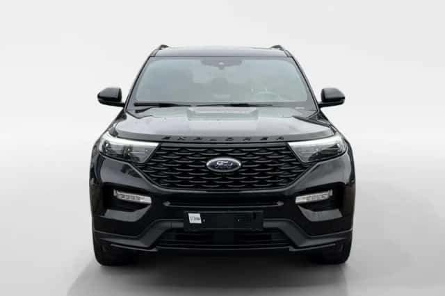 Ford Explorer (2022) thumbnail 2