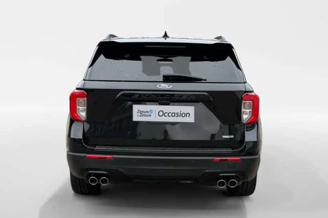 Ford Explorer (2022) thumbnail 6