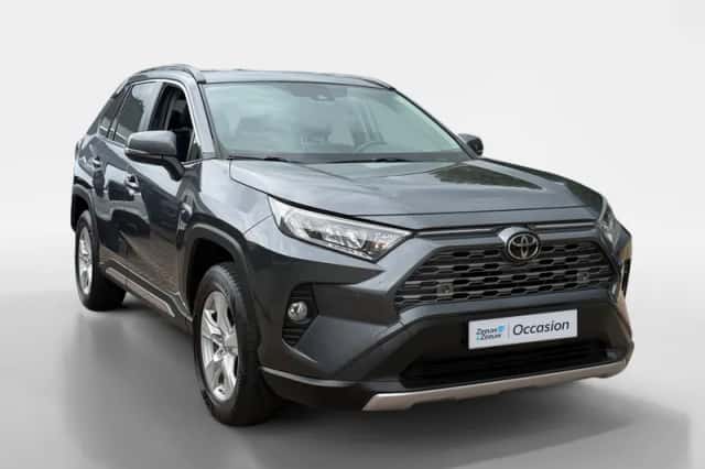Toyota RAV4 (2021) thumbnail 3