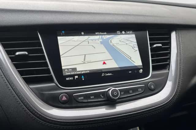 Opel Grandland X (2020) thumbnail 17