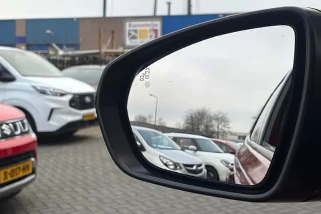 Opel Grandland X (2020) thumbnail 20