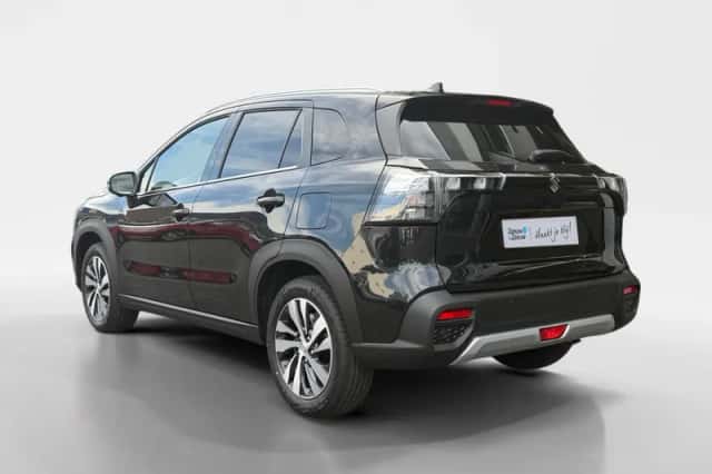 Suzuki S-Cross (2026) thumbnail 3