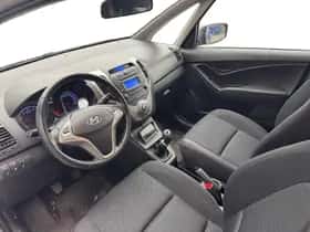 Hyundai ix20 (2011) thumbnail 9