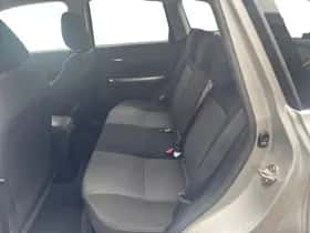 Suzuki Vitara (2024) thumbnail 12