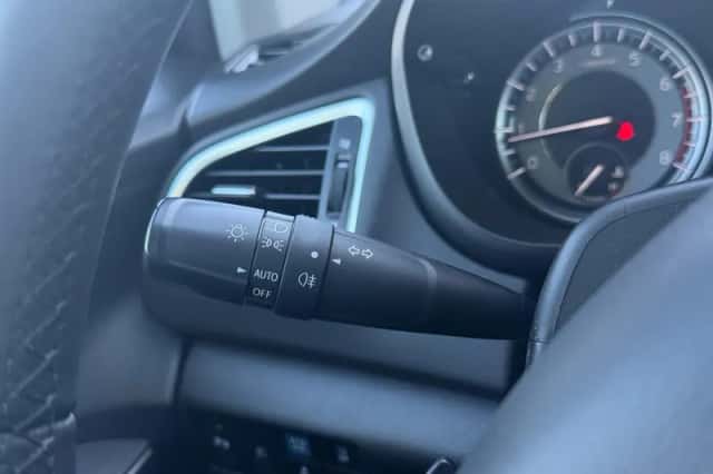 Suzuki S-Cross (2024) thumbnail 17