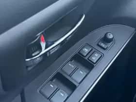 Suzuki S-Cross (2024) thumbnail 18