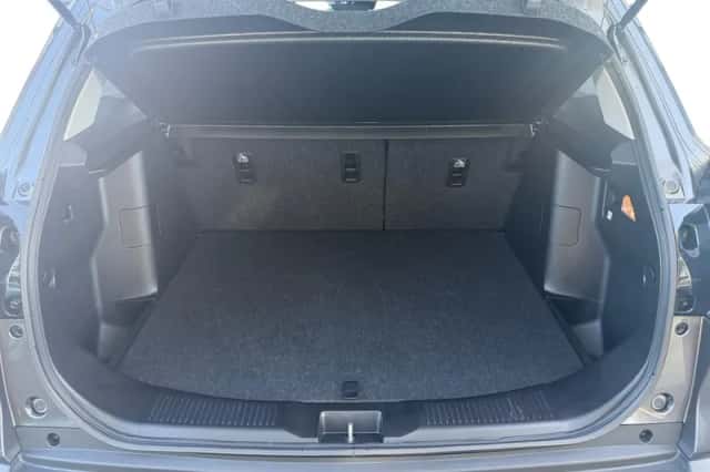 Suzuki S-Cross (2024) thumbnail 27