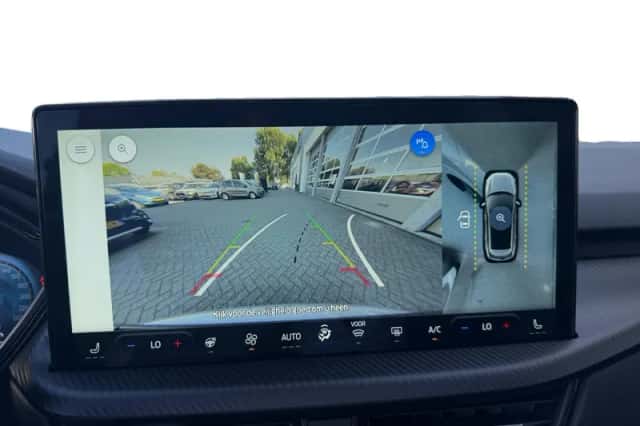 Ford Kuga (2026) thumbnail 3