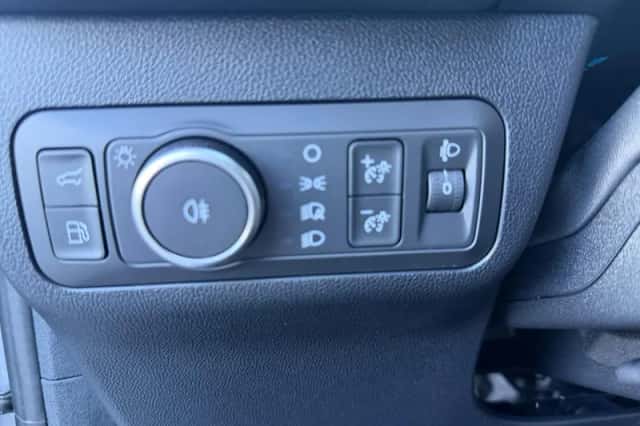 Ford Kuga (2026) thumbnail 6