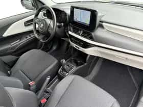 Suzuki Swift (2025) thumbnail 14