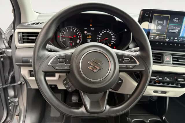 Suzuki Swift (2025) thumbnail 17