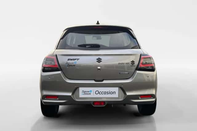 Suzuki Swift (2025) thumbnail 3