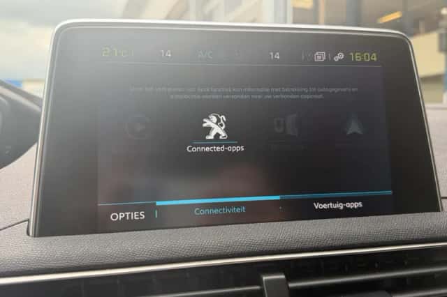 Peugeot 3008 (2020) thumbnail 26