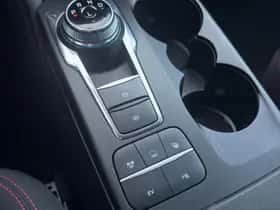Ford Kuga (2023) thumbnail 21