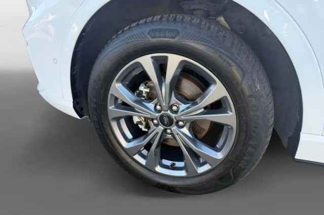 Ford Kuga (2023) thumbnail 22