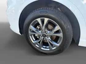 Ford Kuga (2023) thumbnail 22