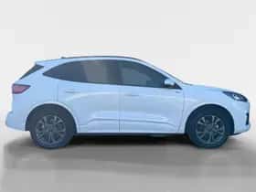 Ford Kuga (2023) thumbnail 5