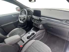 Ford Kuga (2023) thumbnail 10