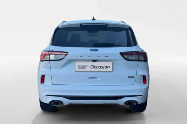 Ford Kuga (2023) thumbnail 4