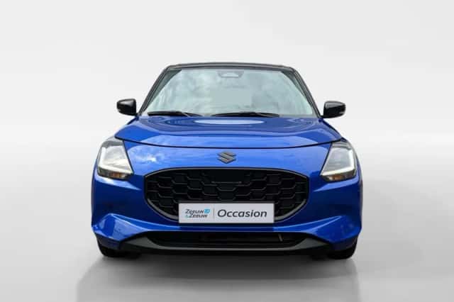 Suzuki Swift (2025) thumbnail 2