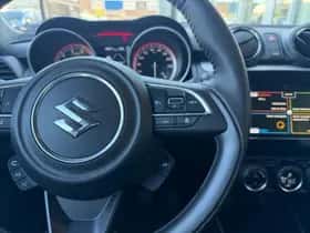 Suzuki Swift (2023) thumbnail 16