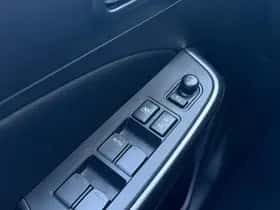 Suzuki Swift (2023) thumbnail 20