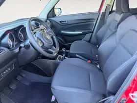 Suzuki Swift (2023) thumbnail 9
