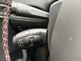 Peugeot 2008 (2016) thumbnail 19