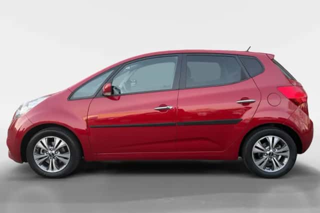 Kia Venga (2016) thumbnail 2