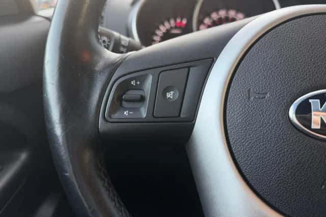 Kia Venga (2016) thumbnail 15