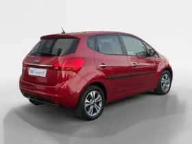 Kia Venga (2016) thumbnail 3