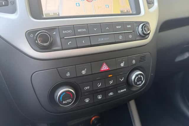 Kia Venga (2016) thumbnail 22