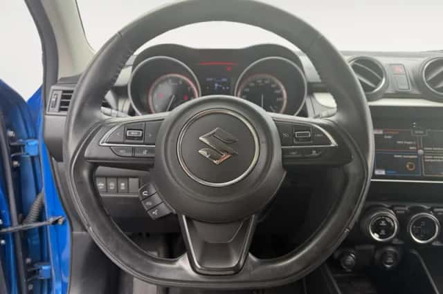 Suzuki Swift (2018) thumbnail 18