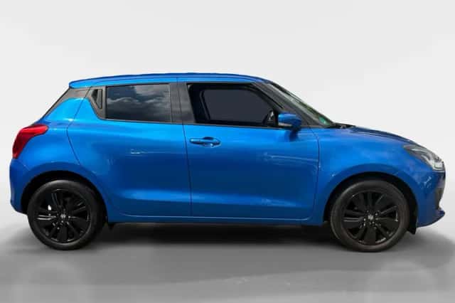 Suzuki Swift (2018) thumbnail 4