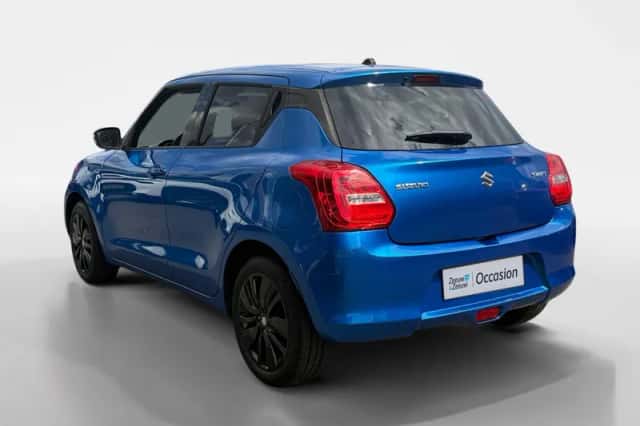 Suzuki Swift (2018) thumbnail 5