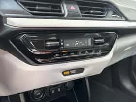 Suzuki Swift (2025) thumbnail 15