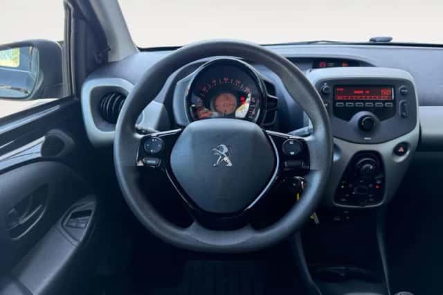 Peugeot 108 (2015) thumbnail 15
