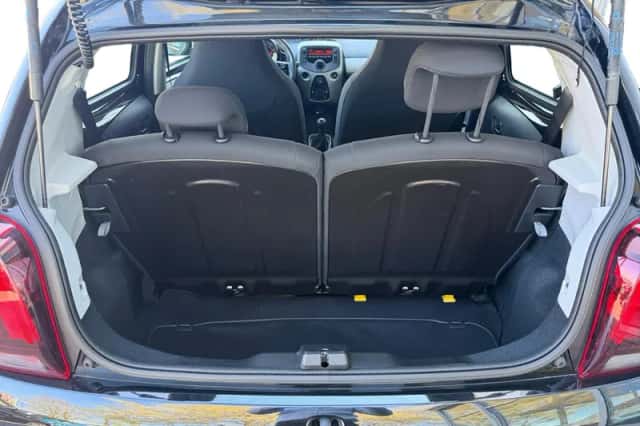 Peugeot 108 (2015) thumbnail 23